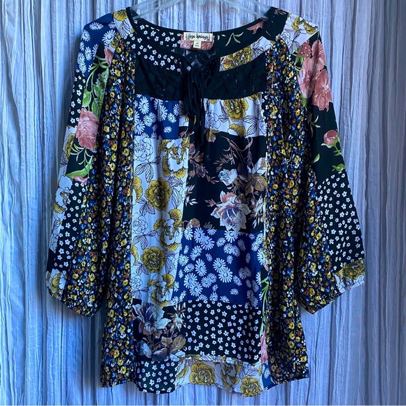 Mixed Print Lace Blouse - Picture 1 of 6